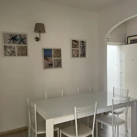 A Due Passi Dal Mare
